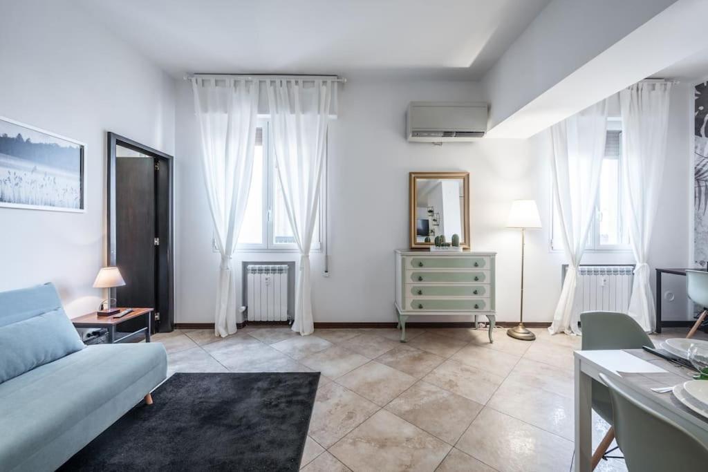 Sotto Le Due Torri 5* Apartment *