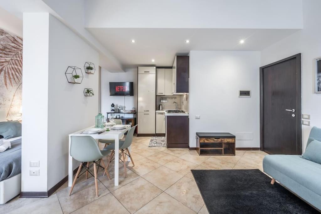 Apartment Sotto Le Due Torri 5* *